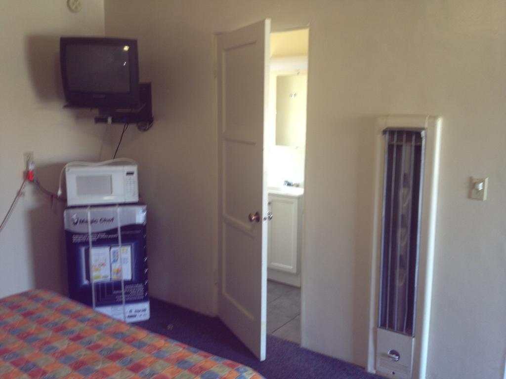 Hacienda Motel San Jacinto ห้อง รูปภาพ