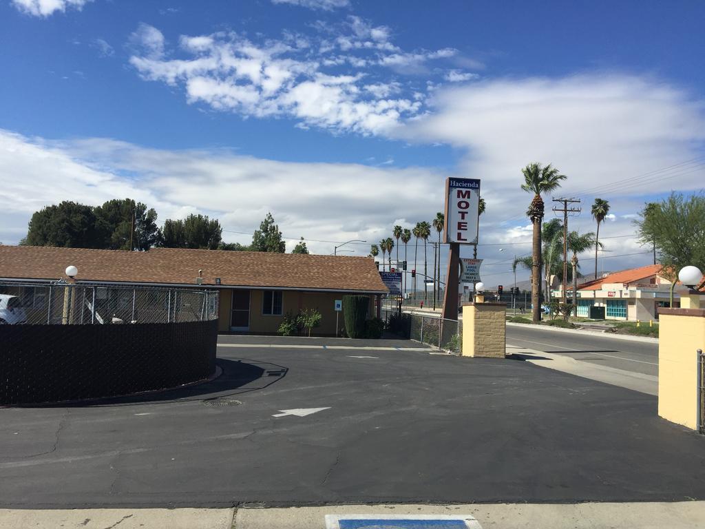 Hacienda Motel San Jacinto ภายนอก รูปภาพ