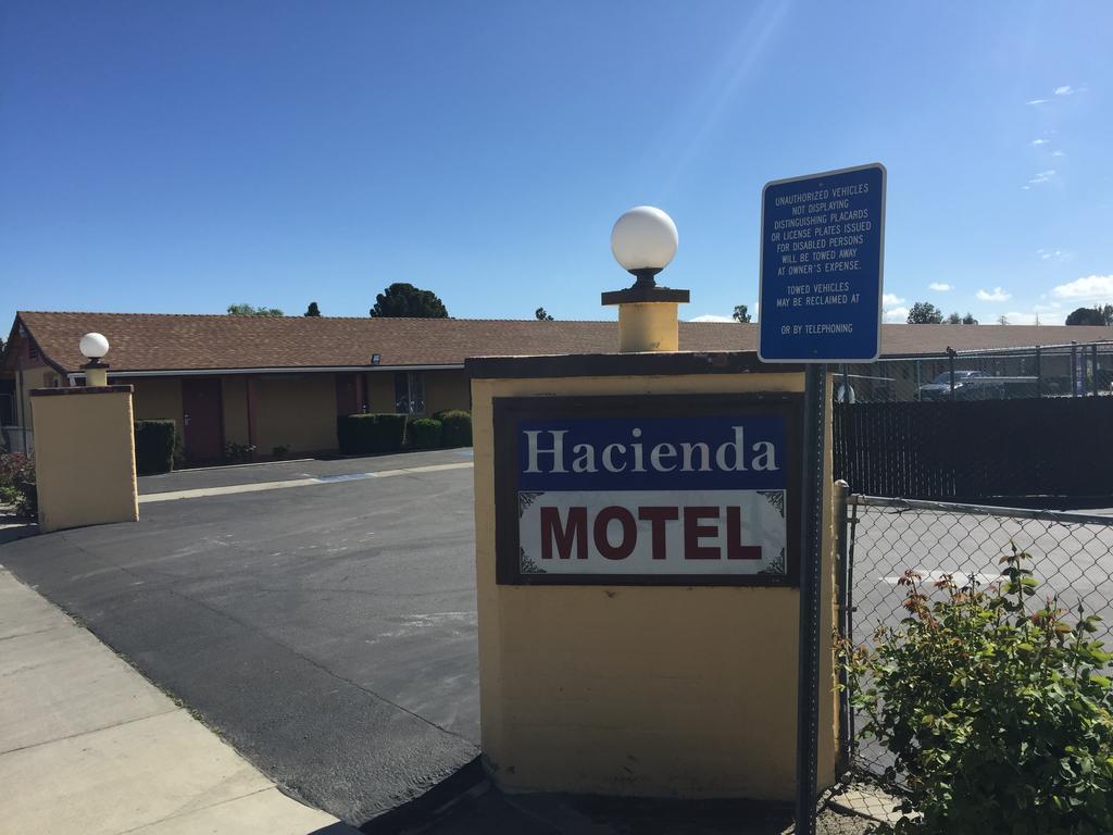 Hacienda Motel San Jacinto ภายนอก รูปภาพ